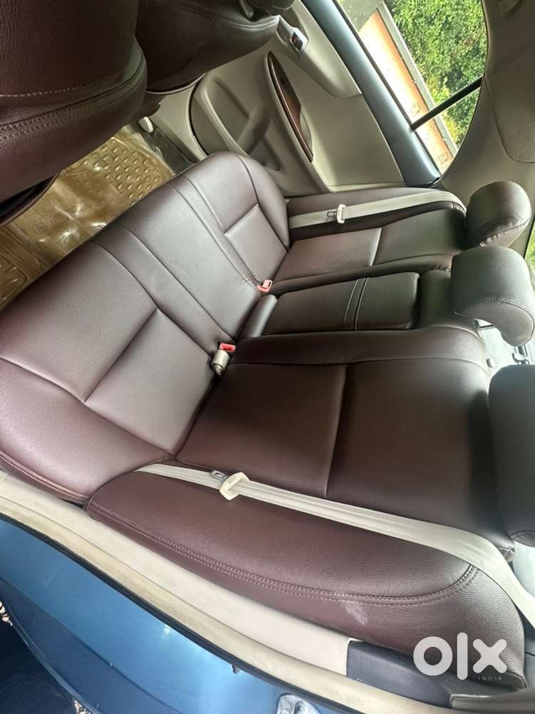 Toyota Corolla Altis 2011 Facelift