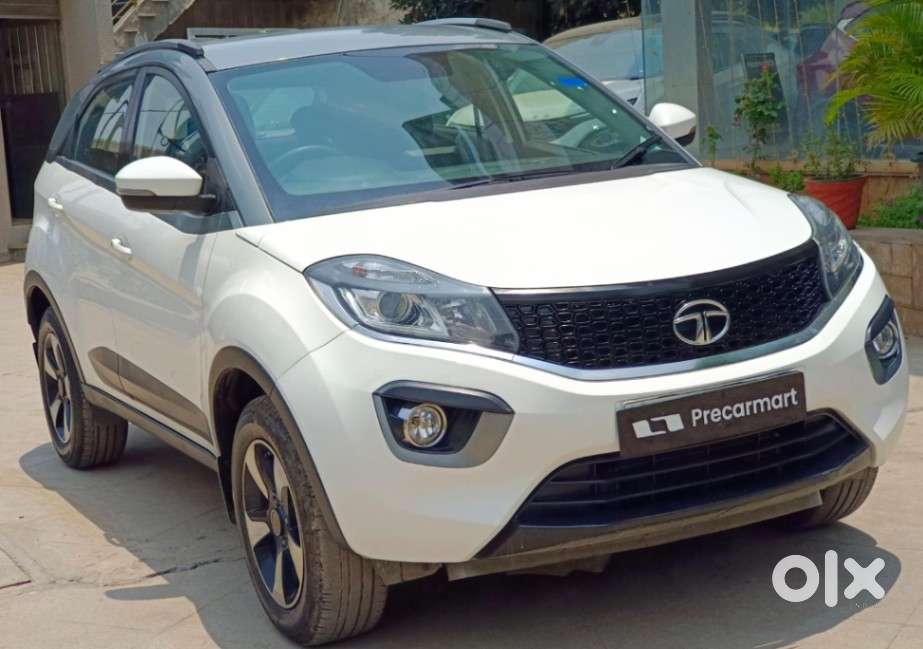 Tata Nexon 1.2 Revotron Xza Plus, 2018, Petrol