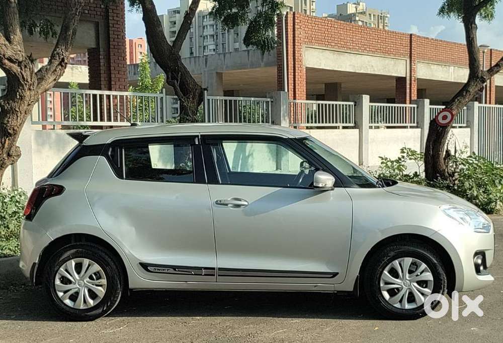 Maruti Suzuki Swift 1.2 Vxi (o), 2023, Petrol