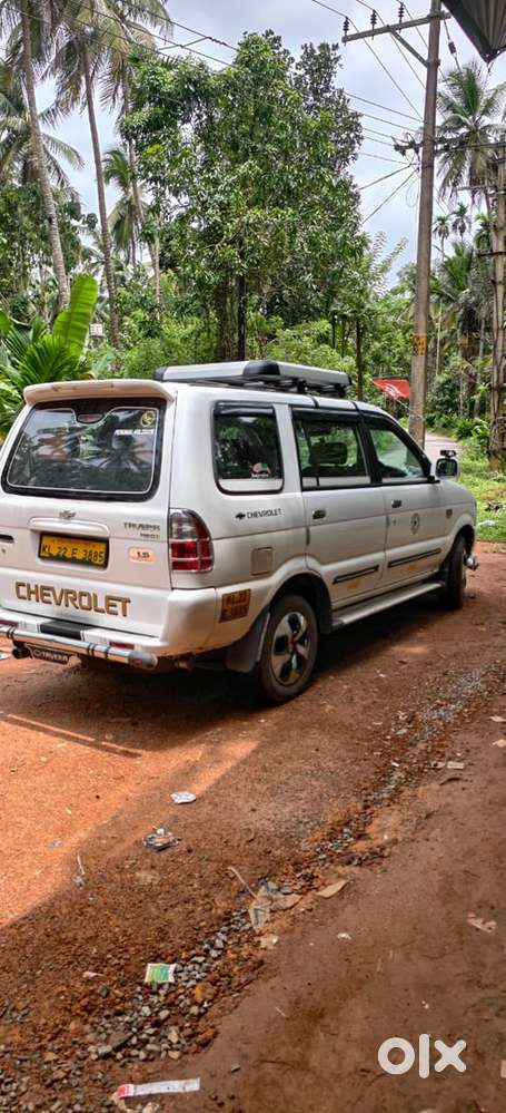 Chevrolet Tavera Neo 2013
