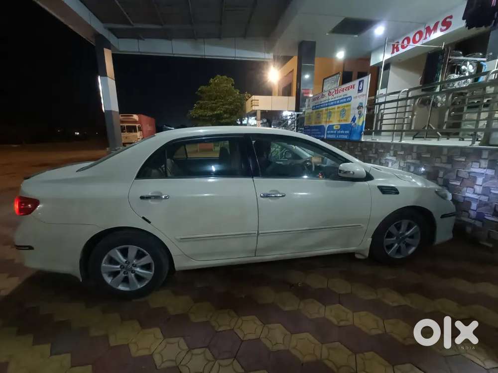 Toyota Corolla Altis 2010