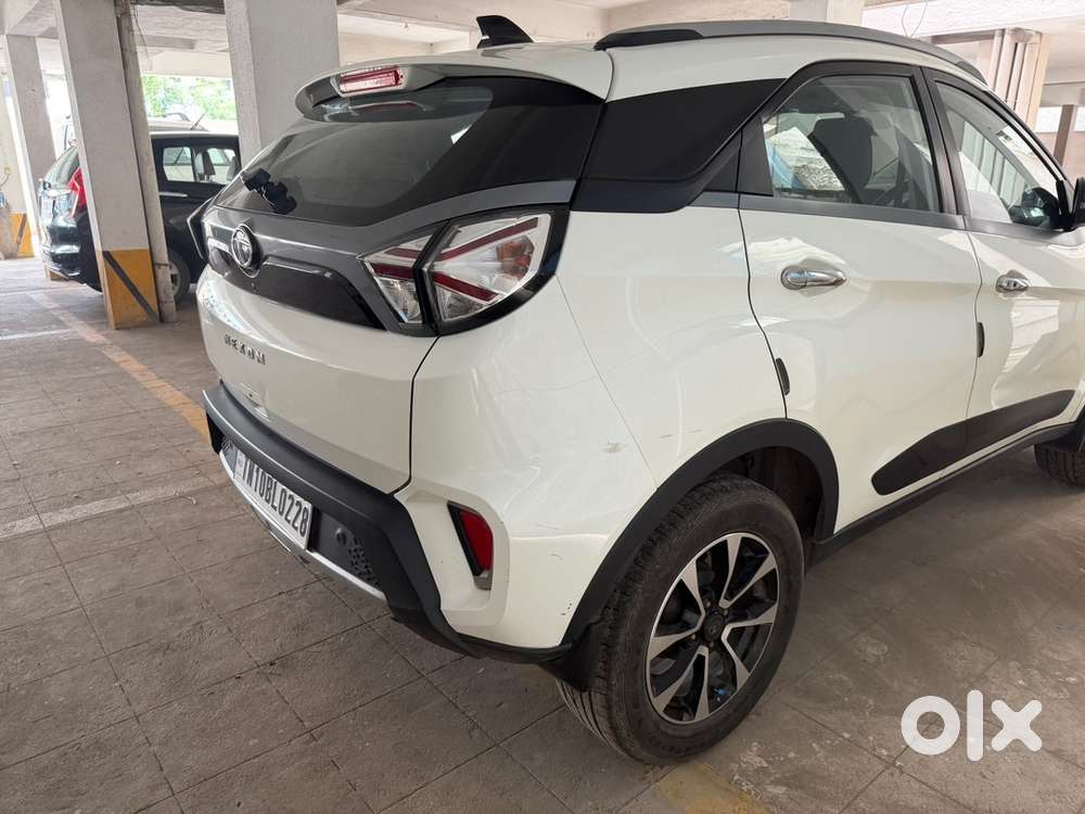 Tata Nexon 2020 Xz+ Petrol Manual  22500 Kms