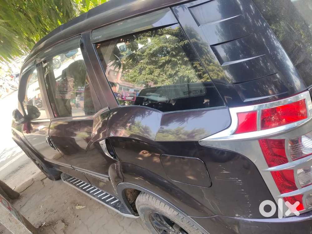 Mahindra Xuv500 At W10 Fwd, 2016, Diesel