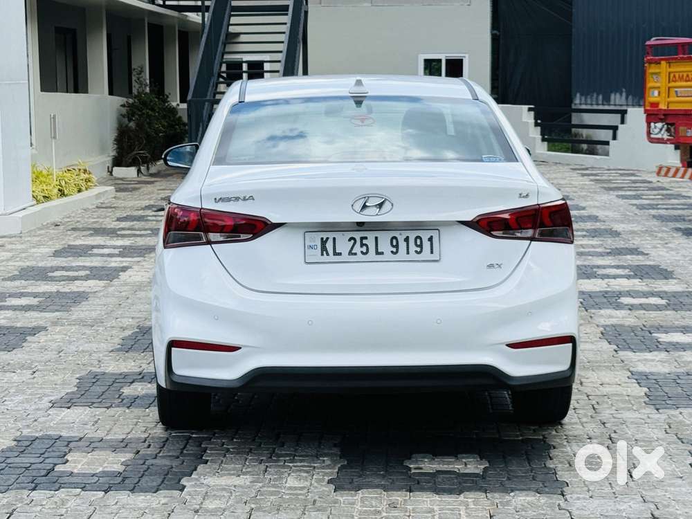 Hyundai Verna 1.6 Sx (o) Vtvt At, 2018, Petrol