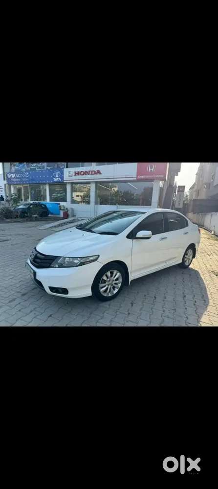 Honda City 2012 V Mt Exclusive Petrol