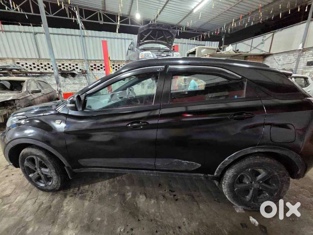 Tata Nexon 2022 Dark Edition