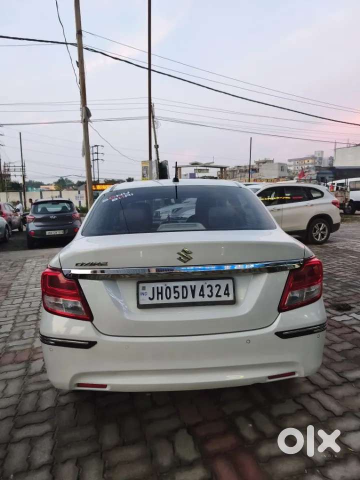 Maruti Suzuki Dzire 1.2 Vxi, 2024, Petrol