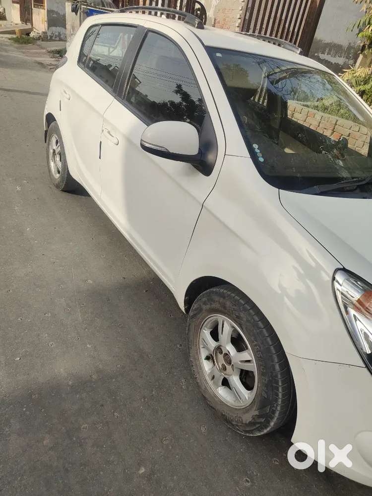 Hyundai I20 2011 Petrol Well Maintained