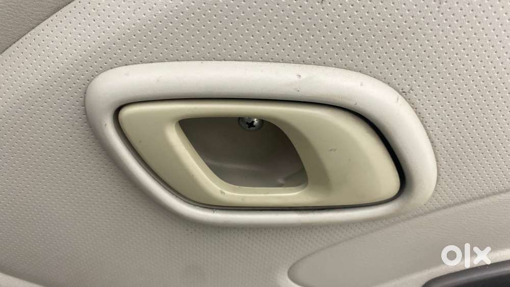 Datsun Redigo T Option, 2016, Petrol