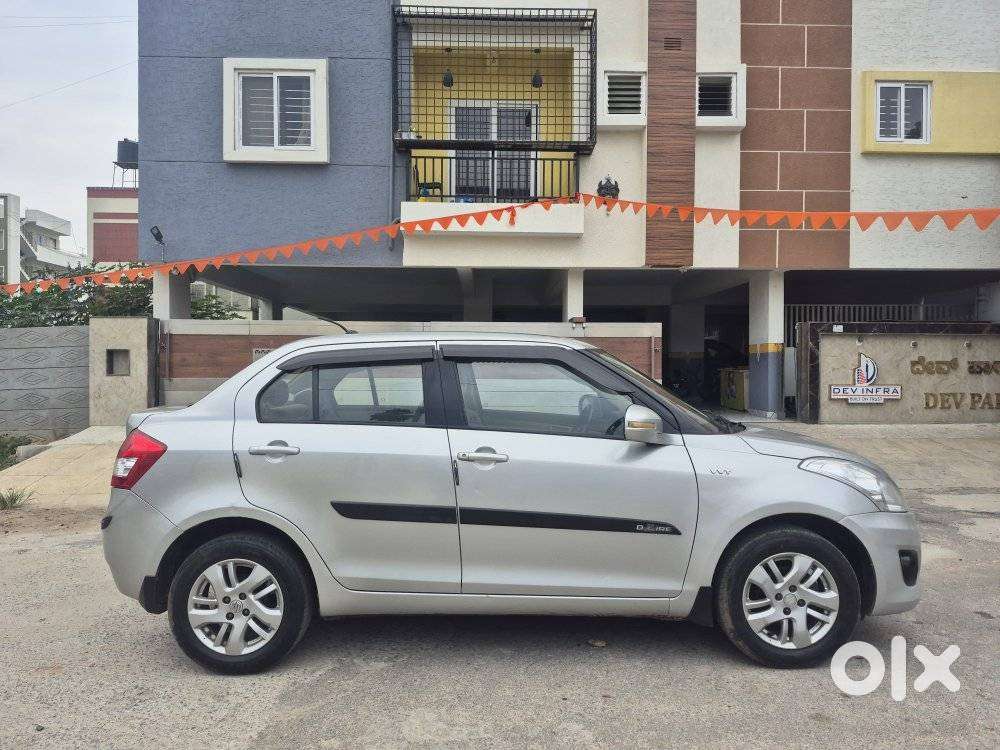 Maruti Suzuki Dzire 1.2 Zxi, 2013, Petrol