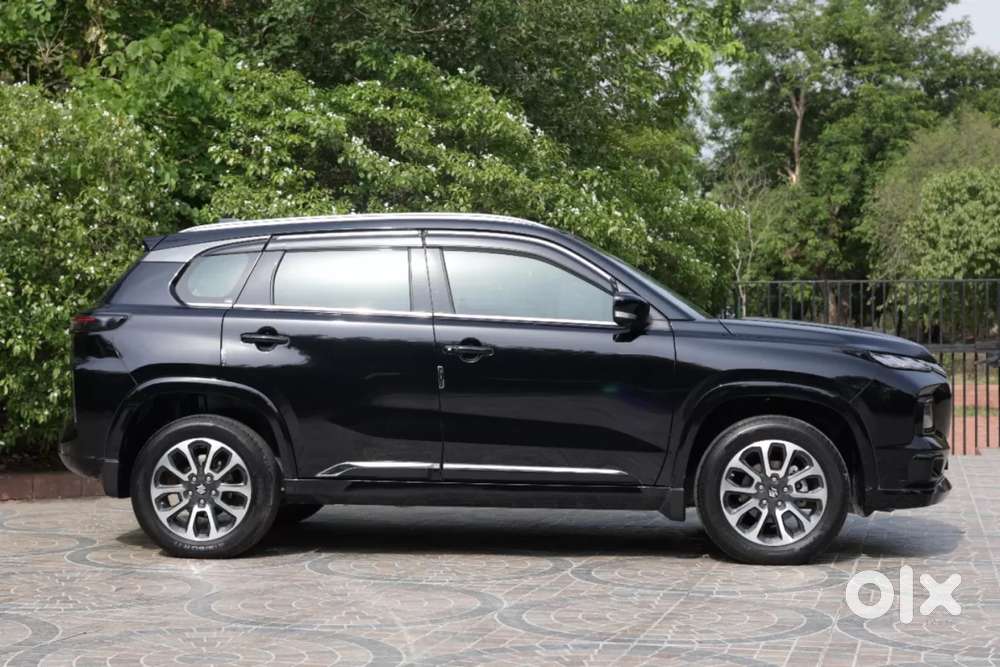 Maruti Suzuki Grand Vitara 1.5 Alpha Plus Intelligent Hybrid Ecvt, 2..