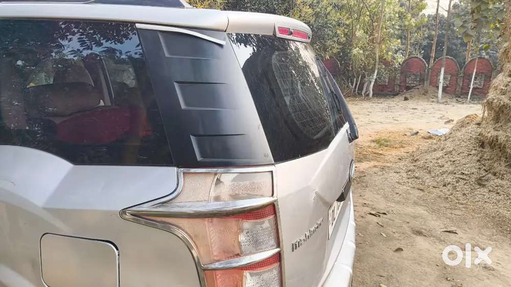 Mahindra Xuv500 2014 Diesel 80000 Km Driven