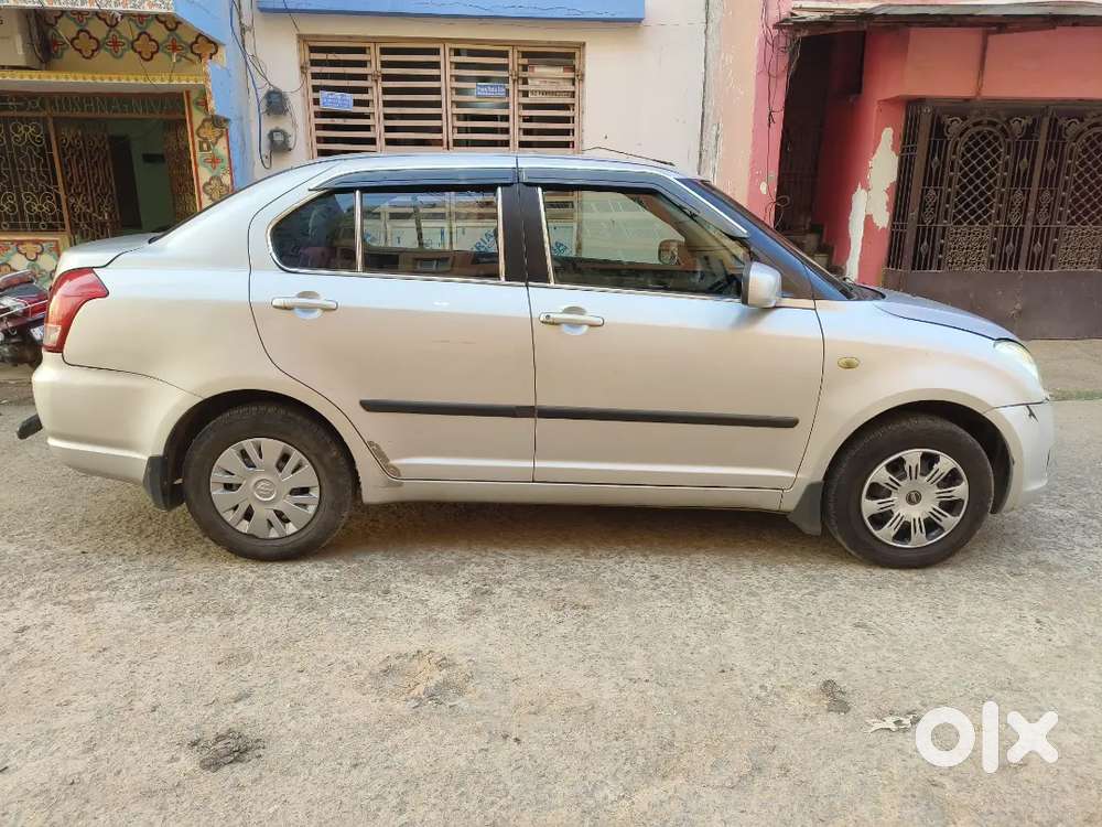 Maruti Suzuki Swift Dzire 2011