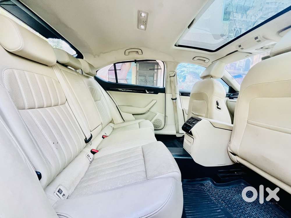 Skoda Superb Lk 1.8 Tsi At, 2017, Petrol