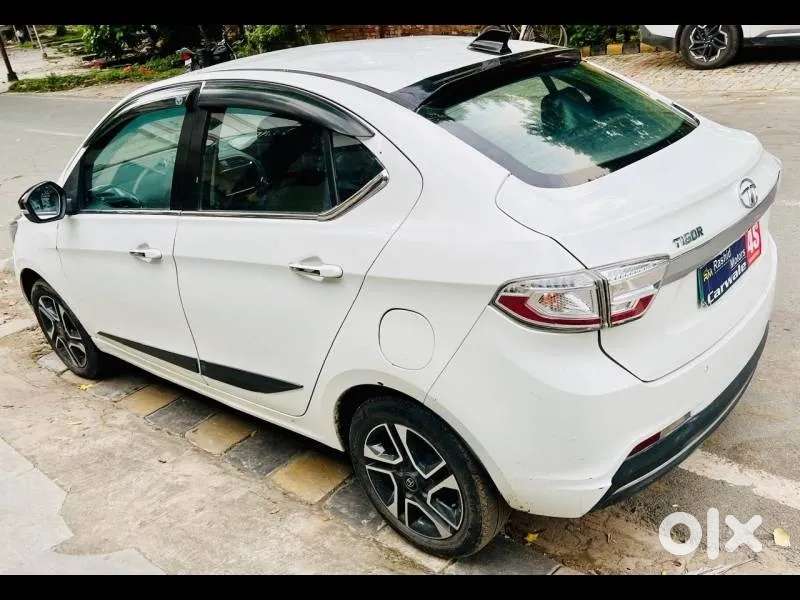 Tata Tigor Xza, 2020, Petrol