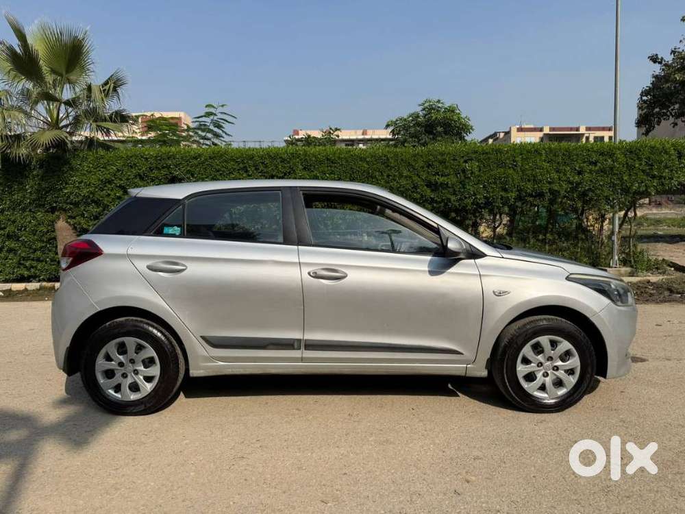 Hyundai Elite I20 Magna+ Vtvt, 2016, Petrol