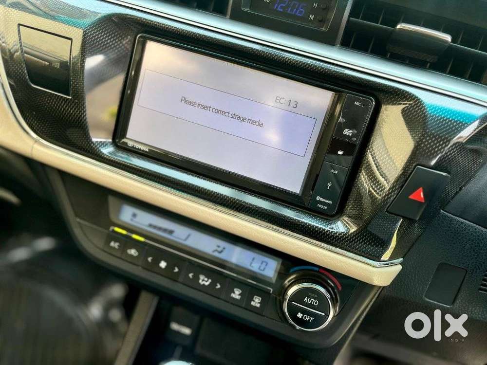 Toyota Corolla Altis 2013-2017 Vl At, 2015, Petrol