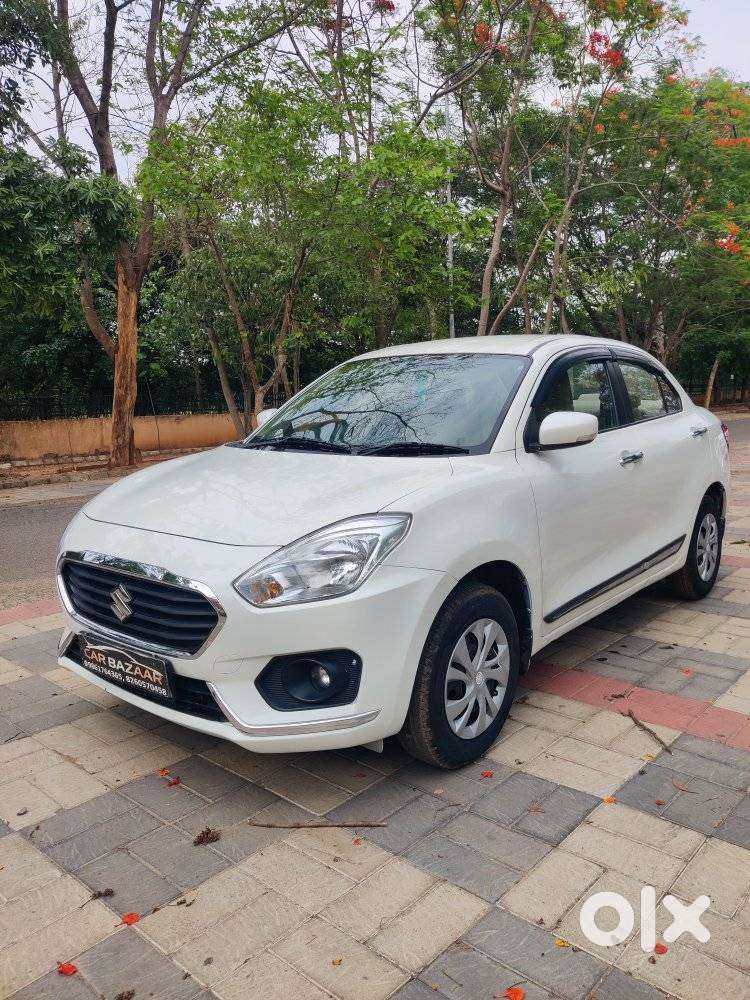 Maruti Suzuki Dzire 1.2 Vxi Amt, 2018, Petrol