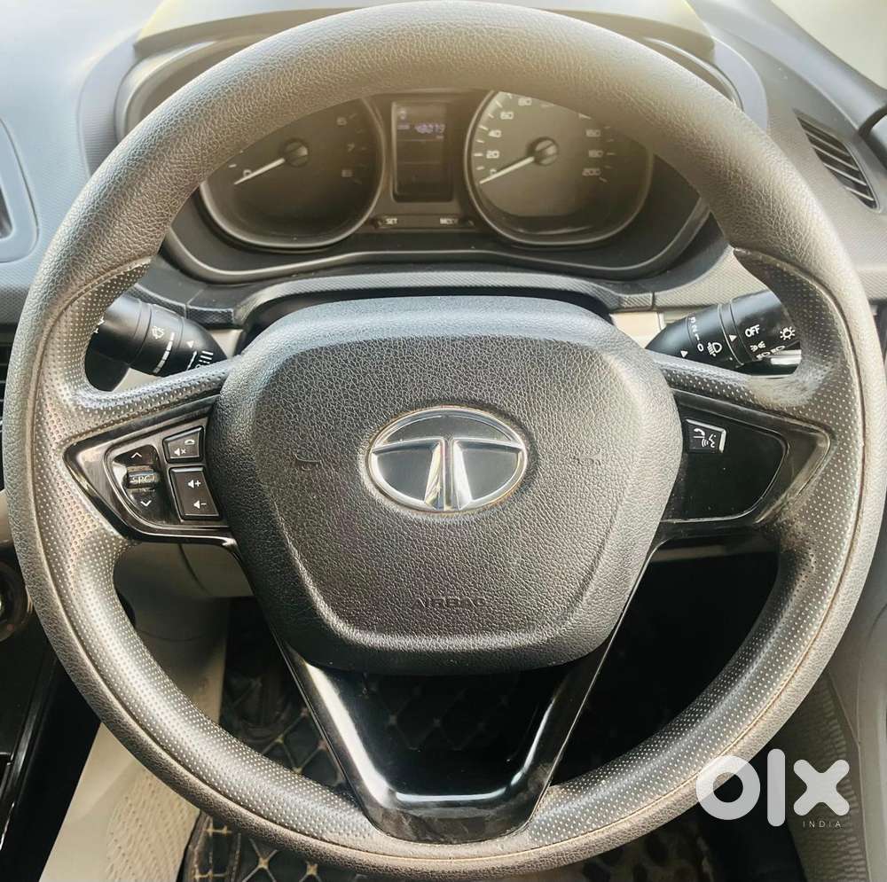 Tata Nexon 1.2 Revotron Xm, 2020, Petrol