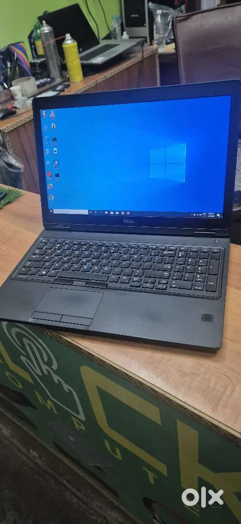 Dell latitude 5590 core i7 laptop