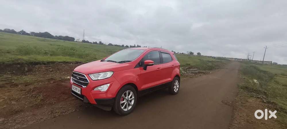 Ford Ecosport ( Race Red Color)