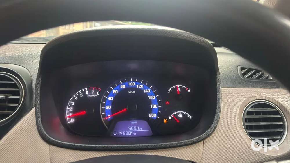 Hyundai Xcent 2015 Petrol Model