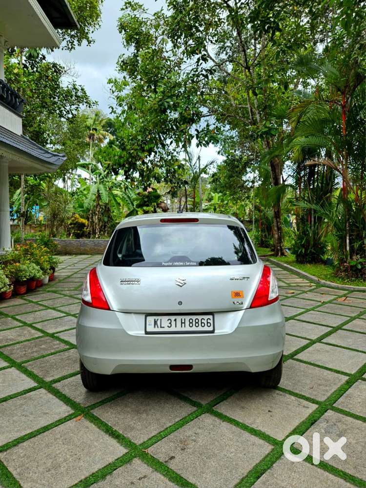 Maruti Suzuki Swift Vxi, 2015, Petrol