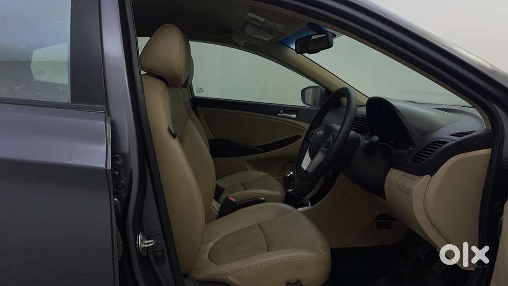 Hyundai Verna Fluidic 1.6 Vtvt Sx Opt, 2013, Petrol
