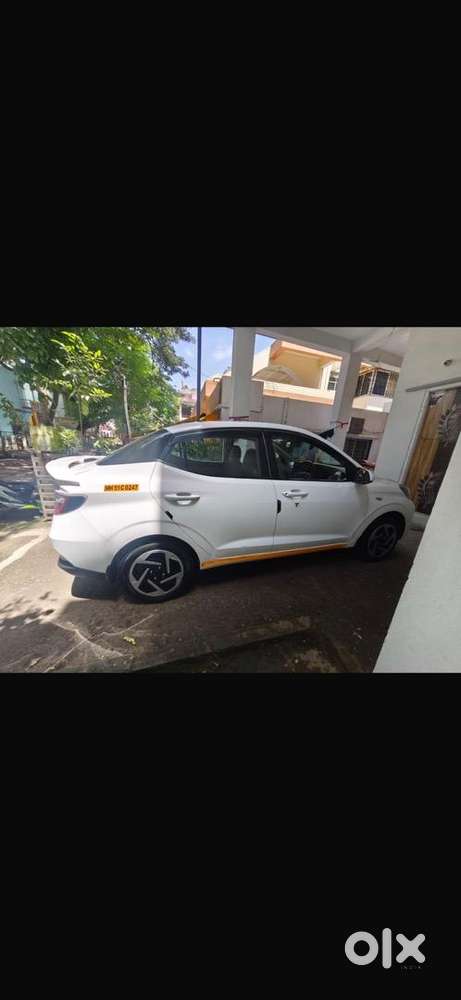 Hyundai Aura 2024 Cng & Hybrids Well Maintained