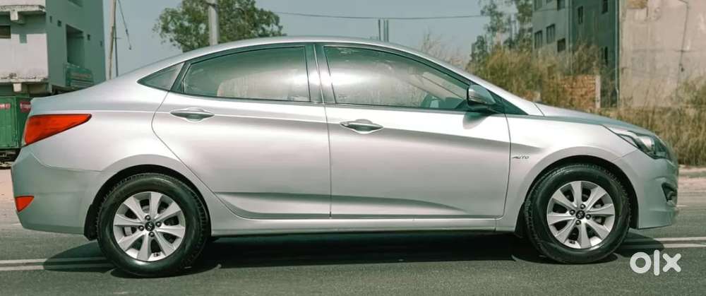 Hyundai Verna [ ] Fluidic 4s 1.6 Vtvt Sx At, 2016, Petrol