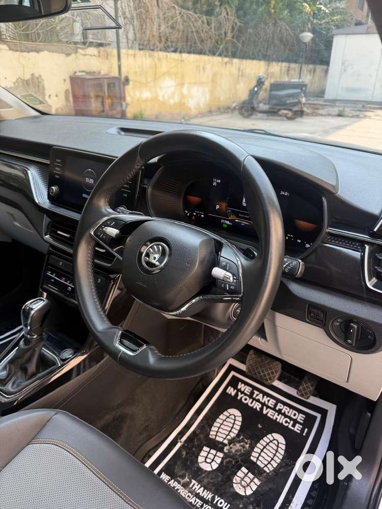 Skoda Kushaq 1.0 Tsi Style, 2024, Petrol