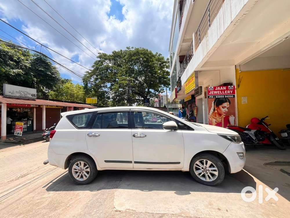 Toyota Innova Crysta 2018