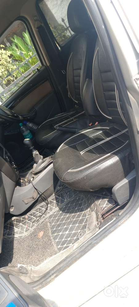 Selling My Genuine, Non-accidental 2013 Renault Duster.