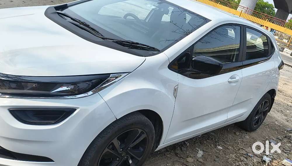 Tata Altroz 2021 Petrol 15000 Km Driven