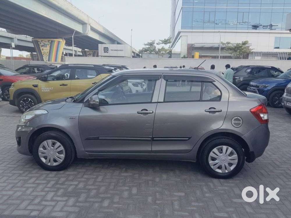 Maruti Suzuki Swift Dzire 1.2 Vxi Bsiv, 2014, Petrol