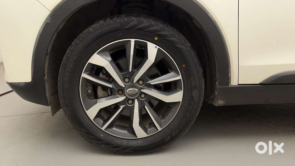 Mahindra Xuv300 W8 (o) 1.5 Diesel Amt, 2020, Diesel