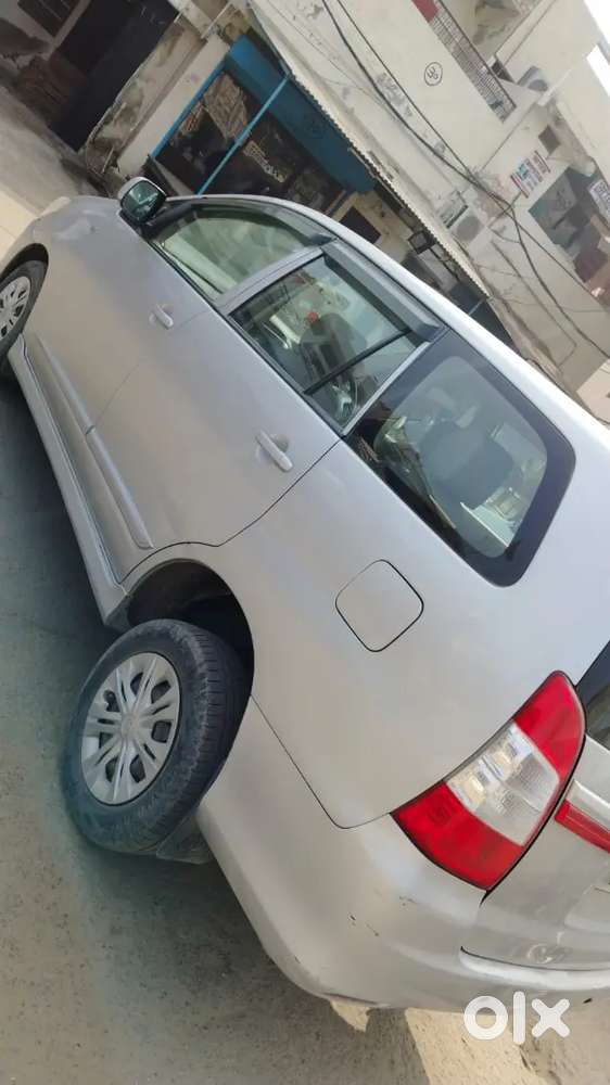 Toyota Innova 2014 Diesel Well Maintained