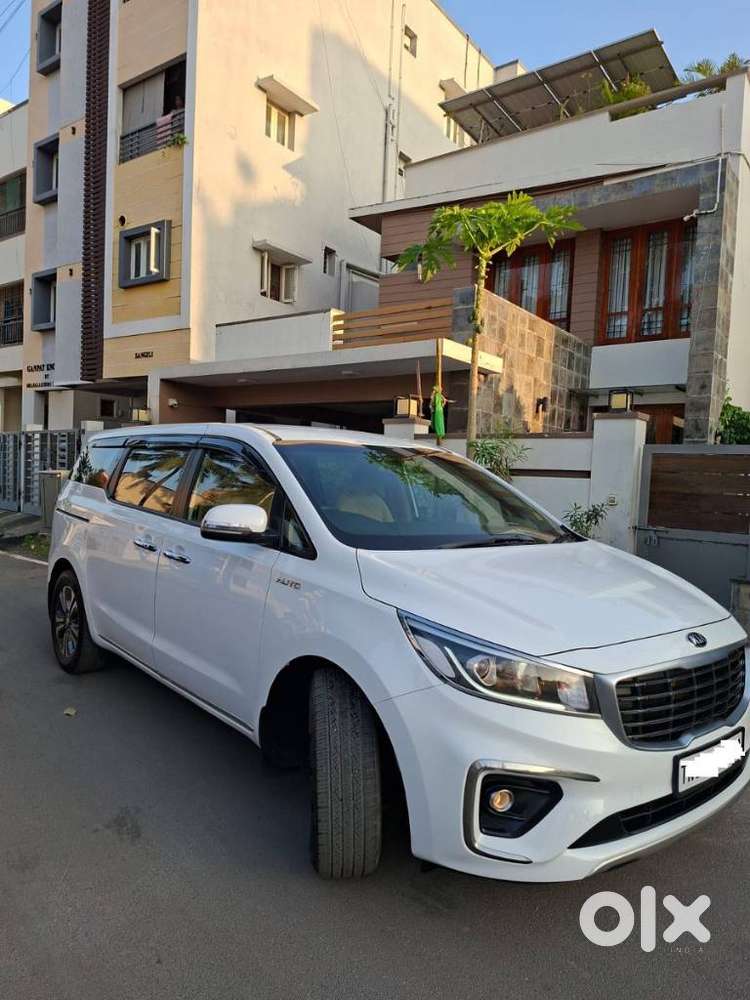 Kia Carnival Premium, 2021, Diesel