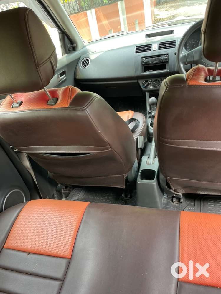 Swift 2006  Petrol 130000 Km Driven.