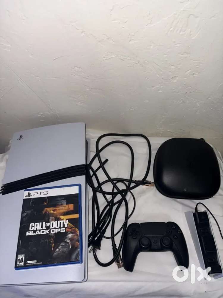 Sony PlayStation 5 Pro, disc drive Console, DualSense Edge, +1 control