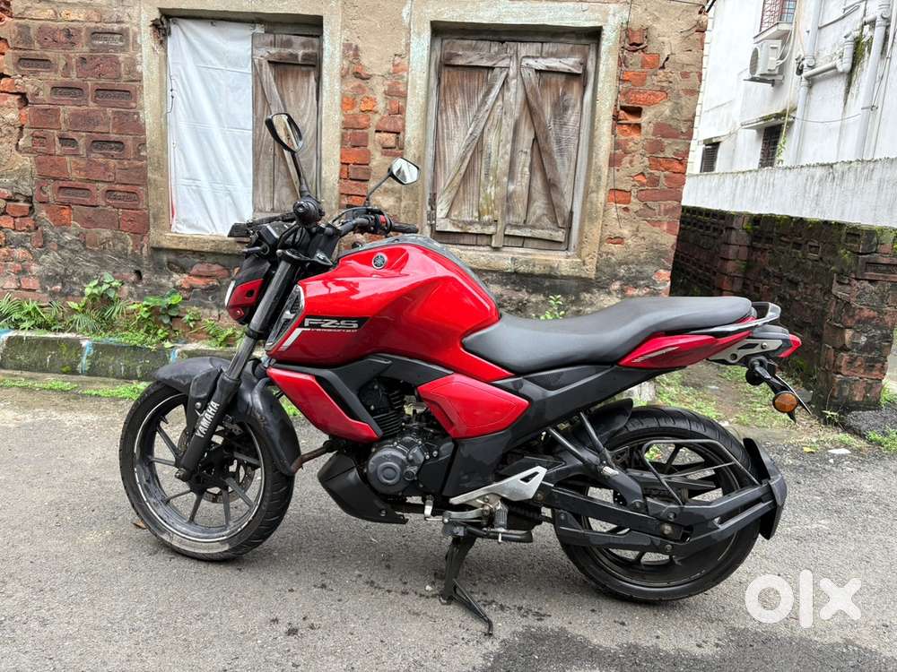 Fz Bike Old Model Red Colour Red Fz Version On Road Price S Fi Fz V3