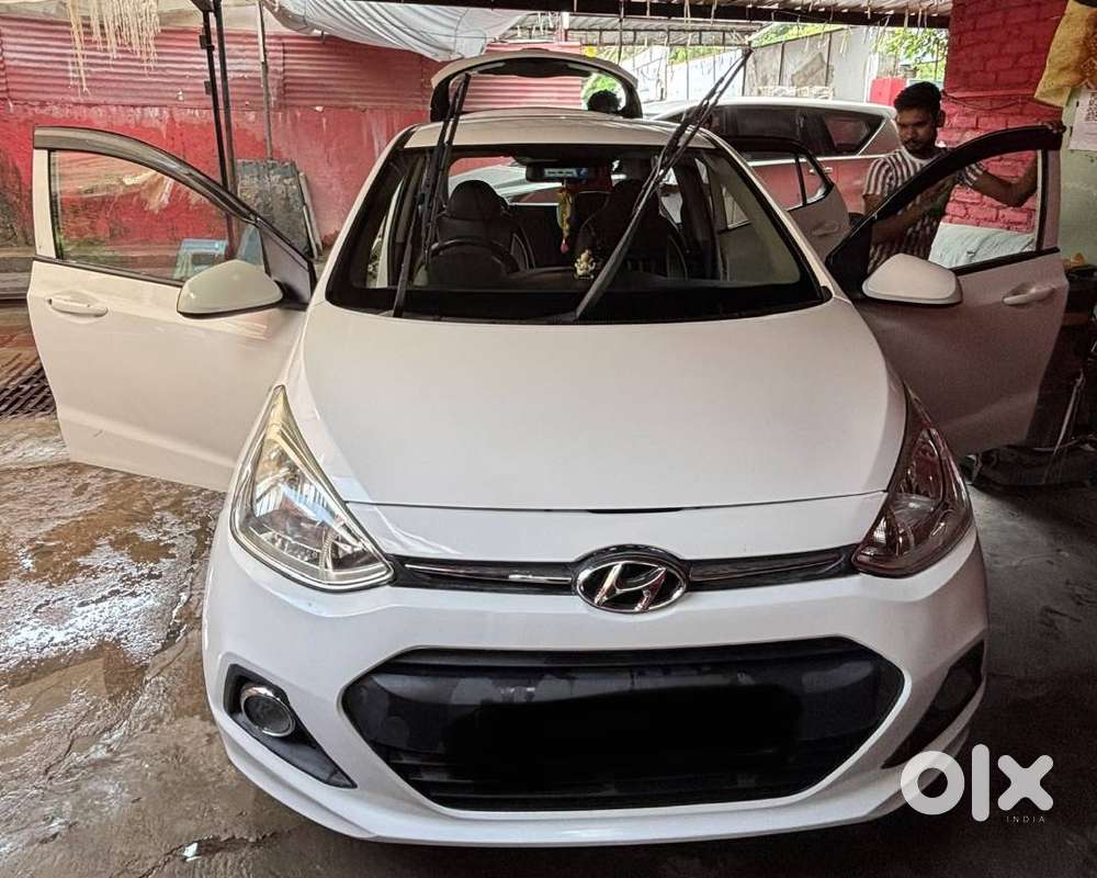 Hyundai Grand I10 Magna | 2015 | 2nd Owner | Lko Registered | Petrol