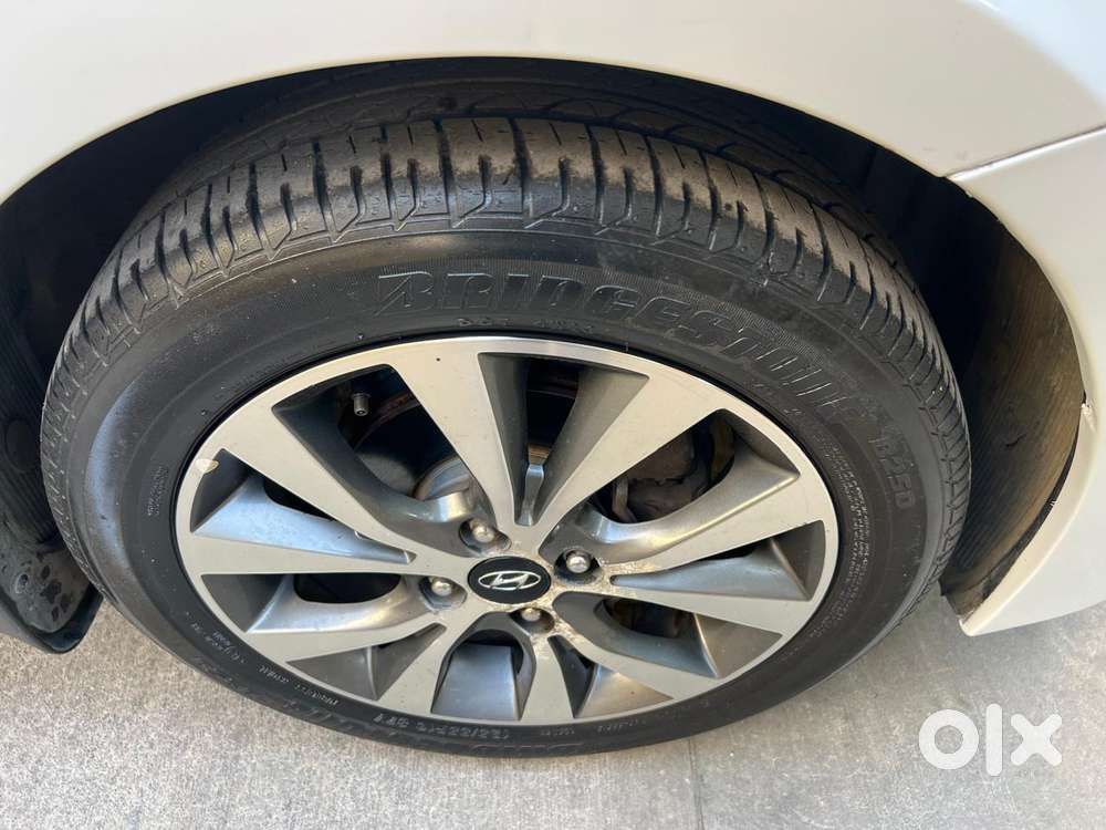 Hyundai Verna 2016-2017 1.6 Vtvt At Sx, 2016, Petrol