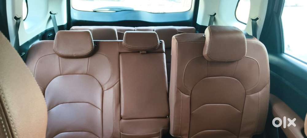 Mg Hector Plus 7 Seater
