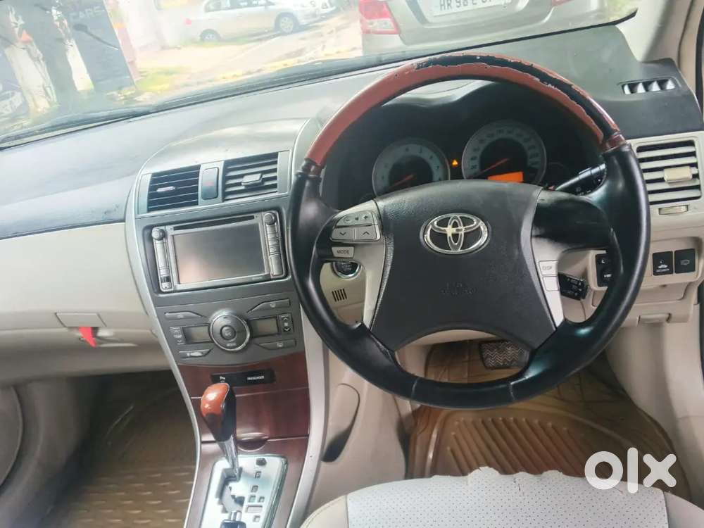 2011 Toyota Corolla Altis 2nd