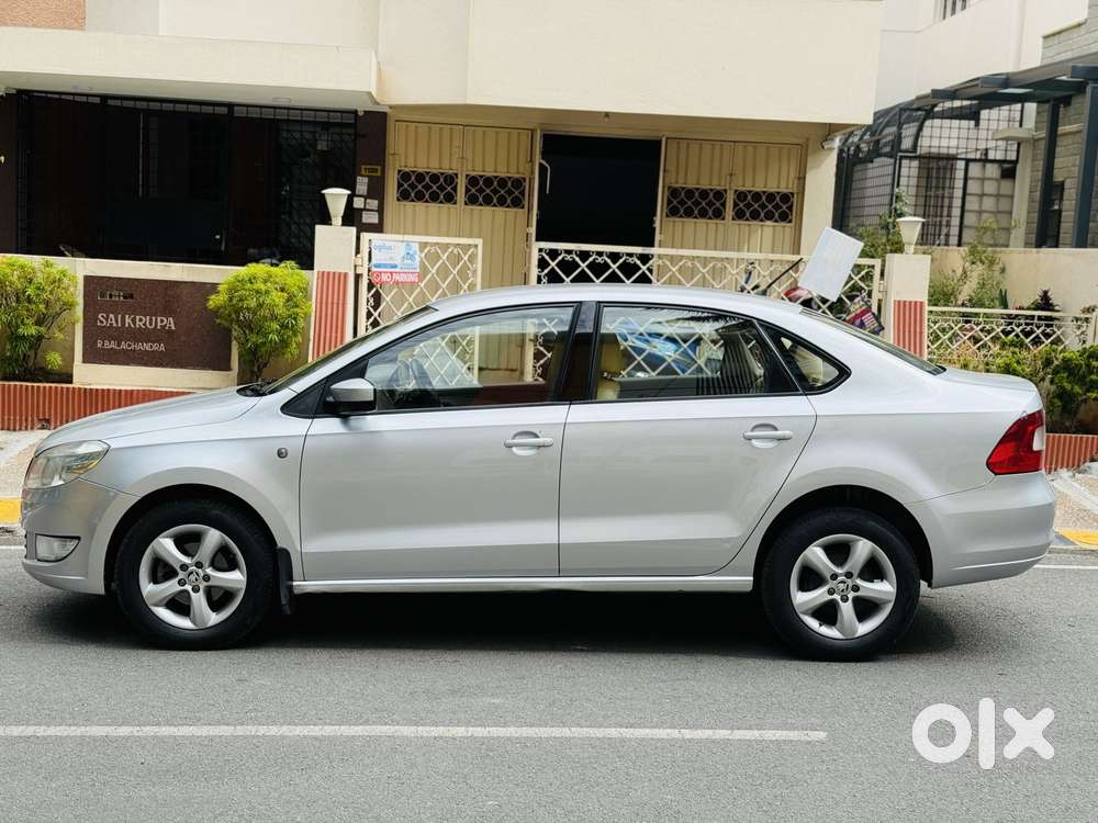 Skoda Rapid Elegance 1.6 Tdi Cr Manual, 2014, Diesel