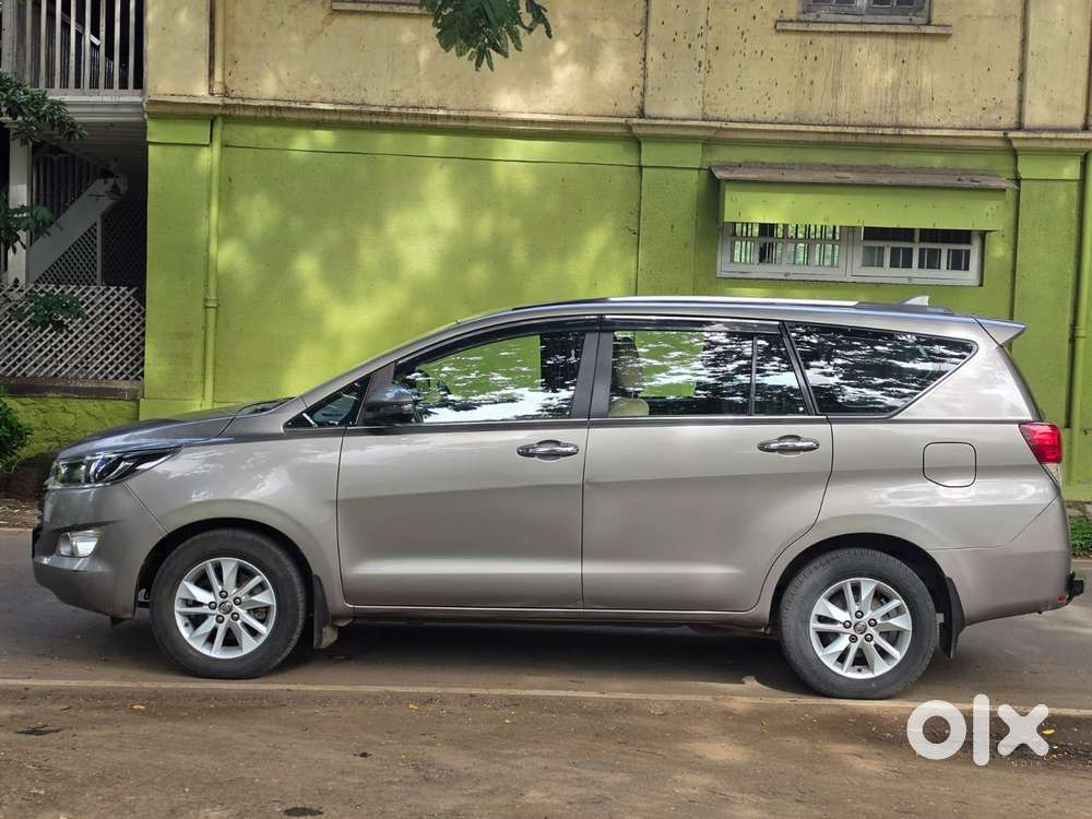 Toyota Innova Crysta 2.4 V, 2017, Diesel