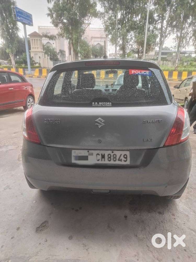 Maruti Suzuki Swift Lxi Optional-o, 2012, Petrol