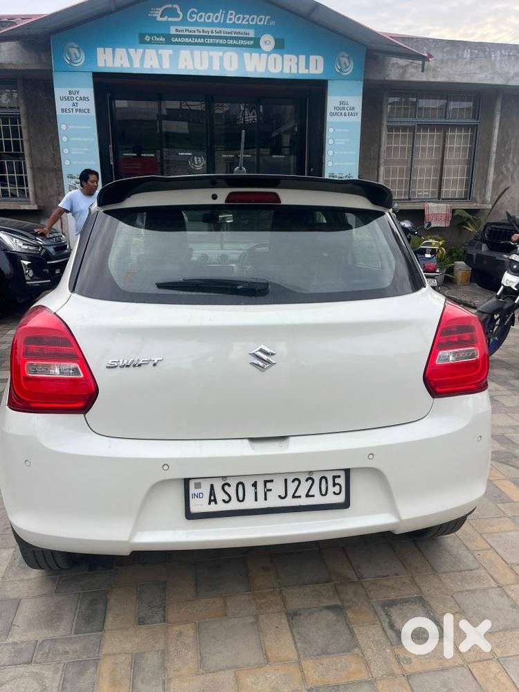 Maruti Suzuki Swift Amt Zxi Plus, 2022, Petrol