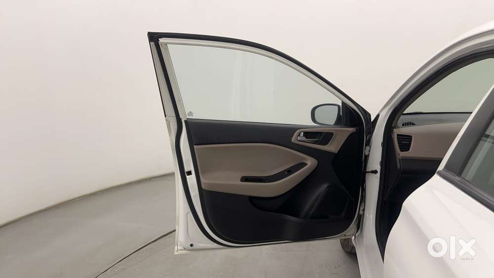 Hyundai Elite I20 Asta 1.4 Crdi, 2016, Petrol